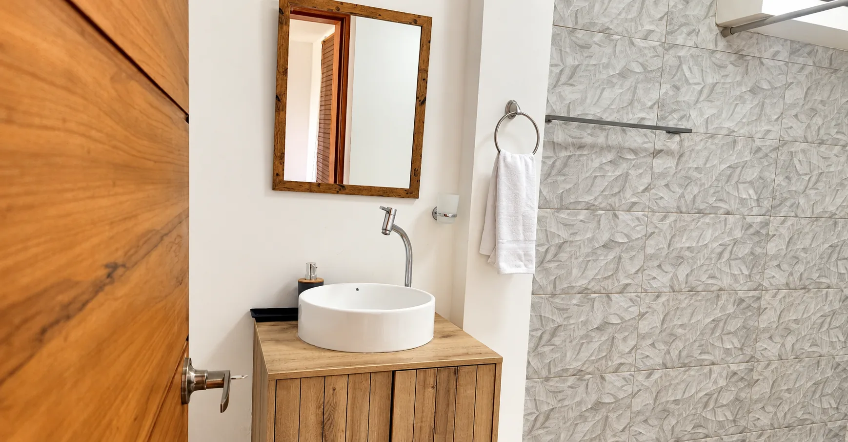 Baño de Refugio Toquilla